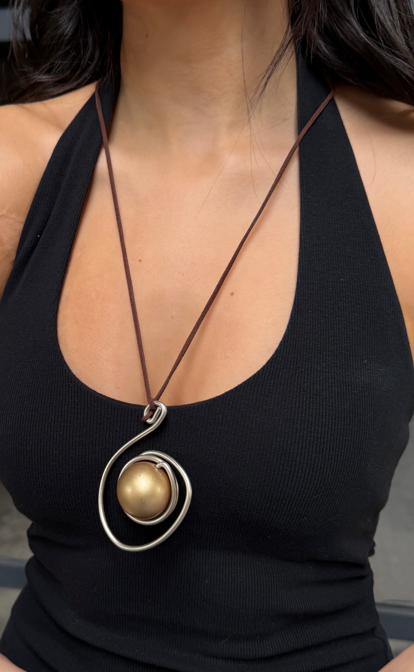 COLLAR GAMUZA