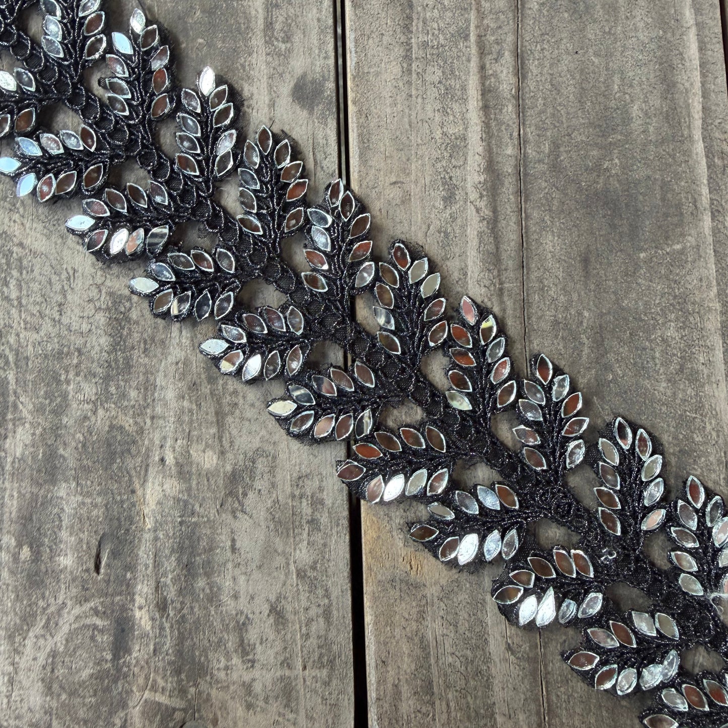 CHOKER LAYLA