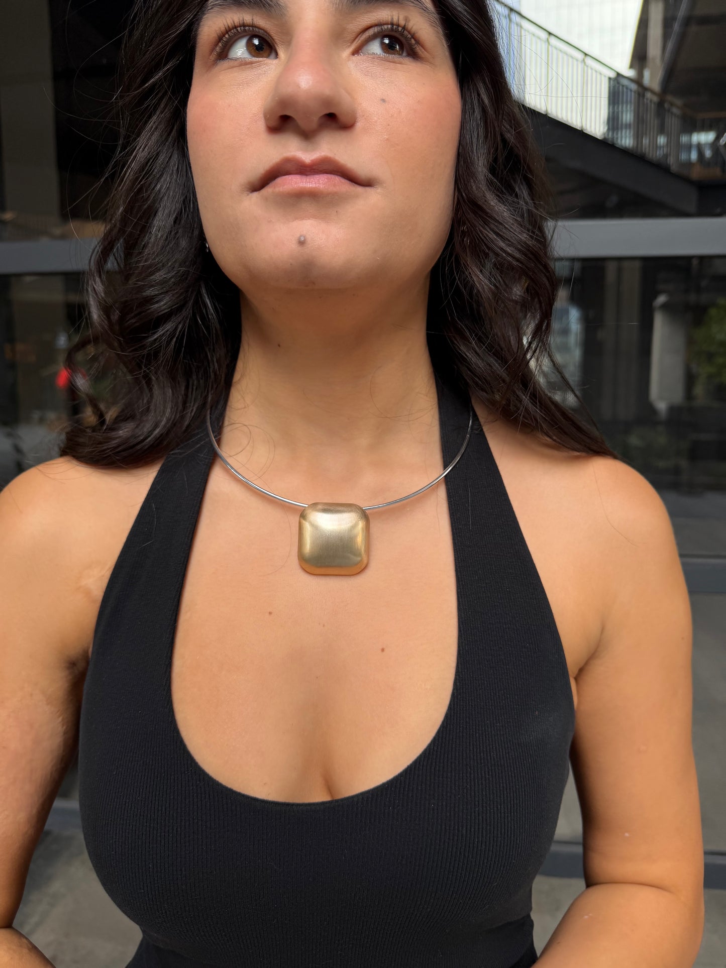 COLLAR CIRCULAR