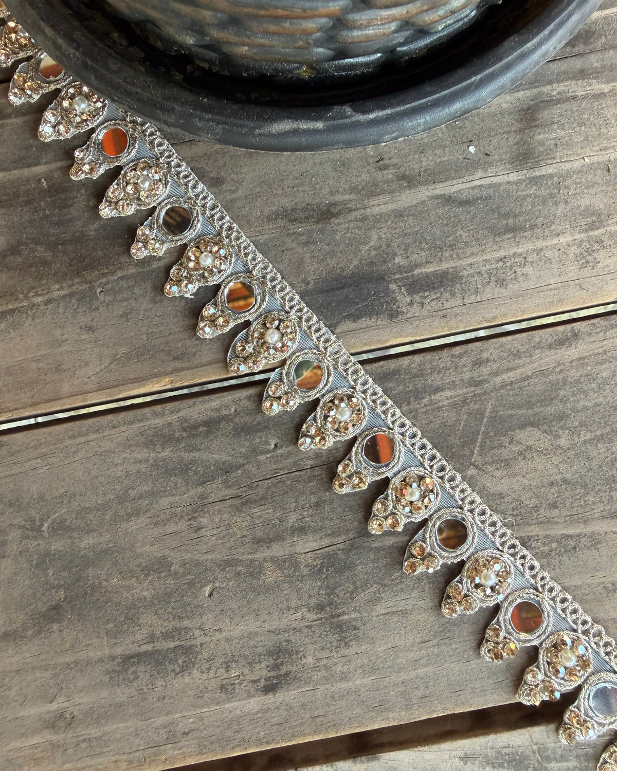 CHOKER MILES DORADO