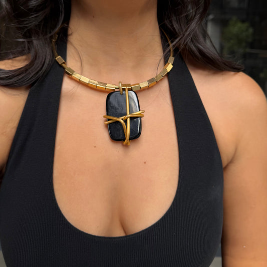 COLLAR CIRCULAR