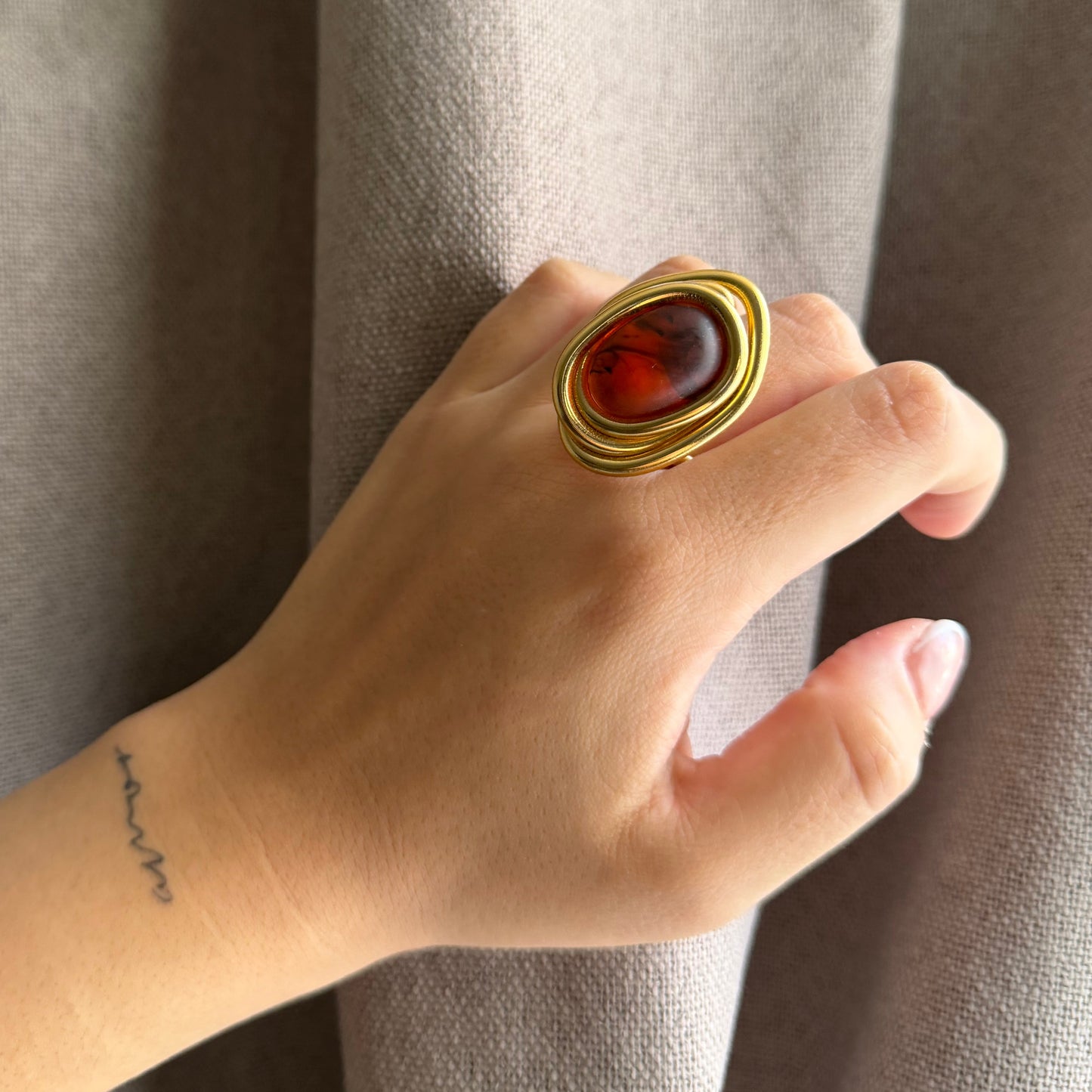 ANILLO VINO