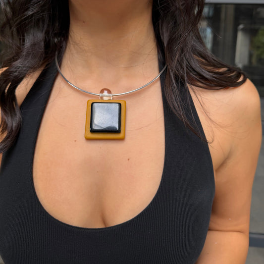 COLLAR CIRCULAR