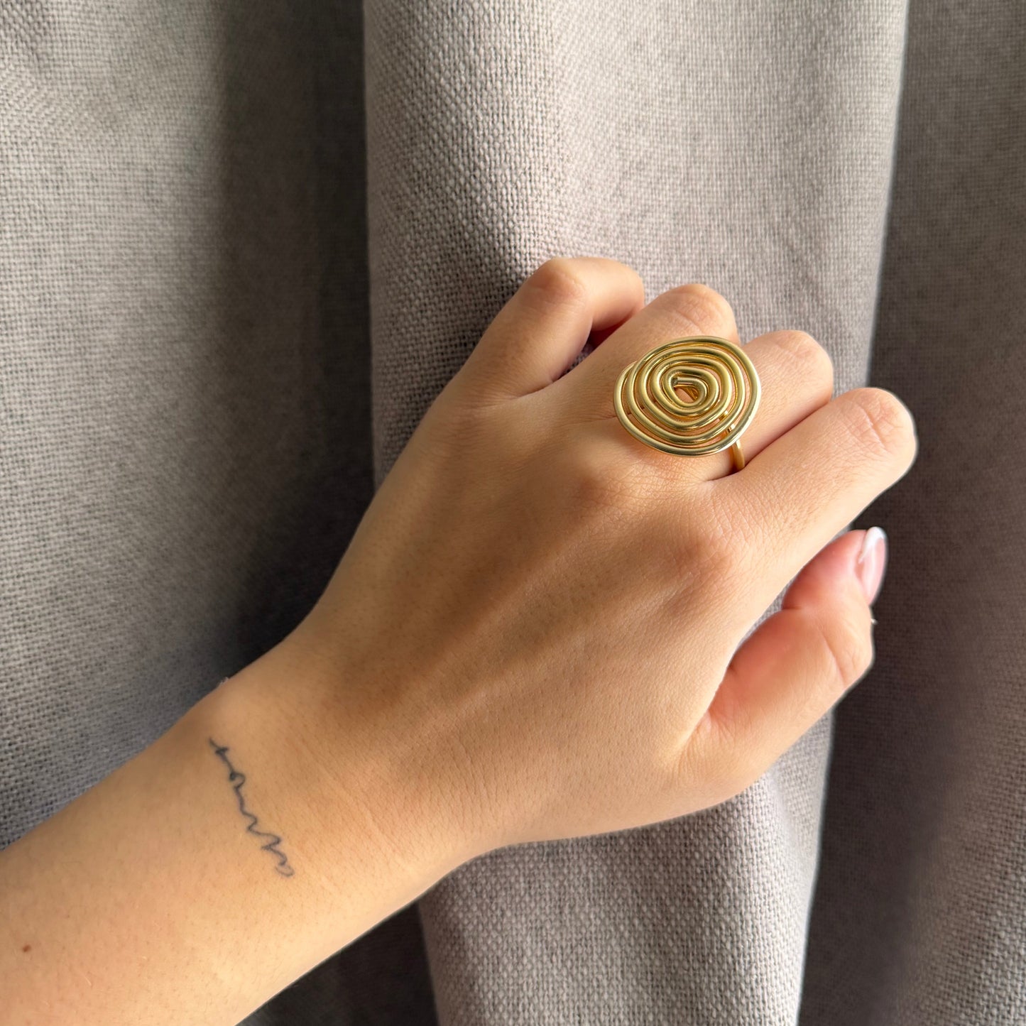 ANILLO DORADO ESPIRAL M