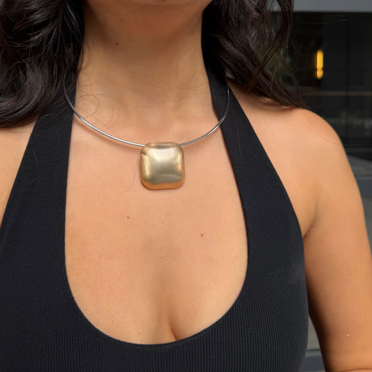 COLLAR CIRCULAR