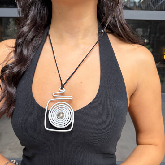 COLLAR GAMUZA