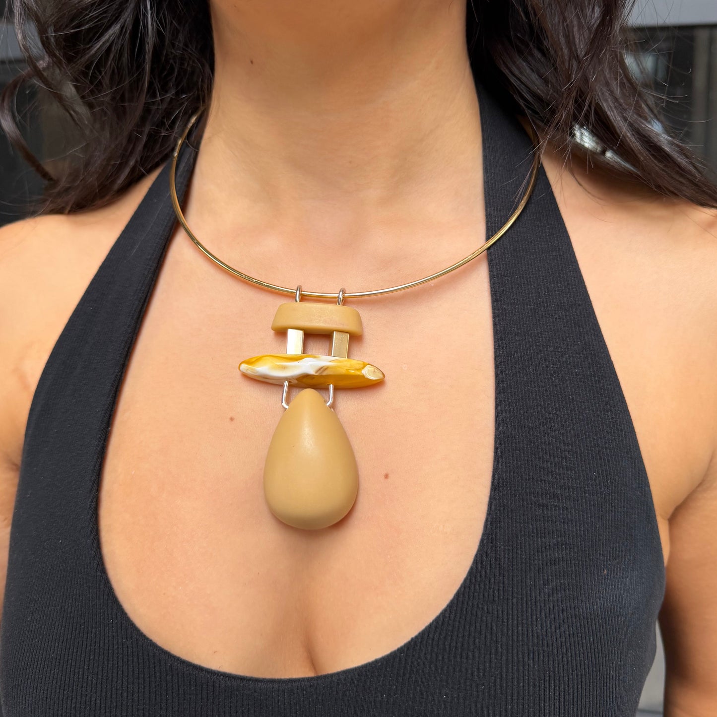 COLLAR CIRCULAR