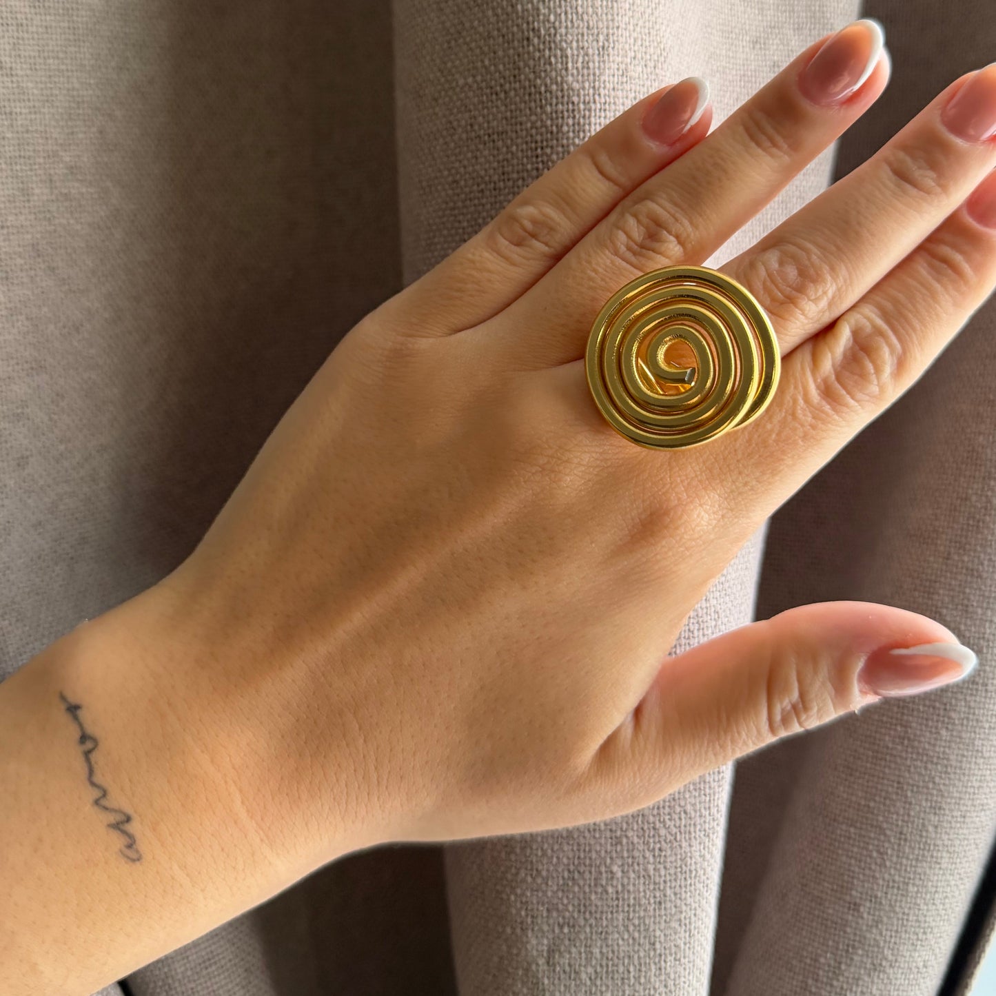 ANILLO DORADO PLANO