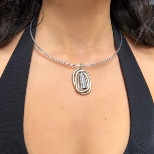 COLLAR CIRCULAR
