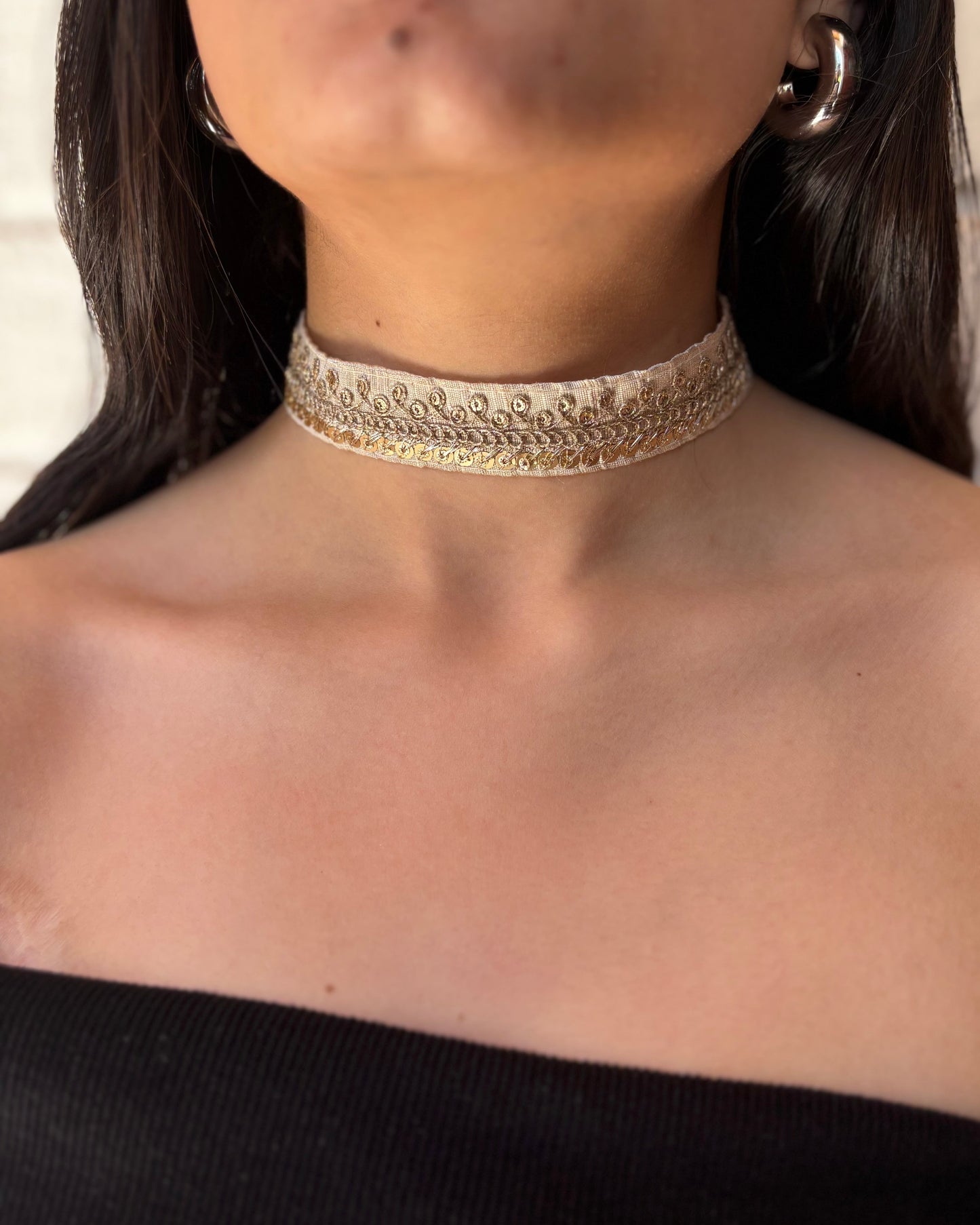CHOKER ROSE