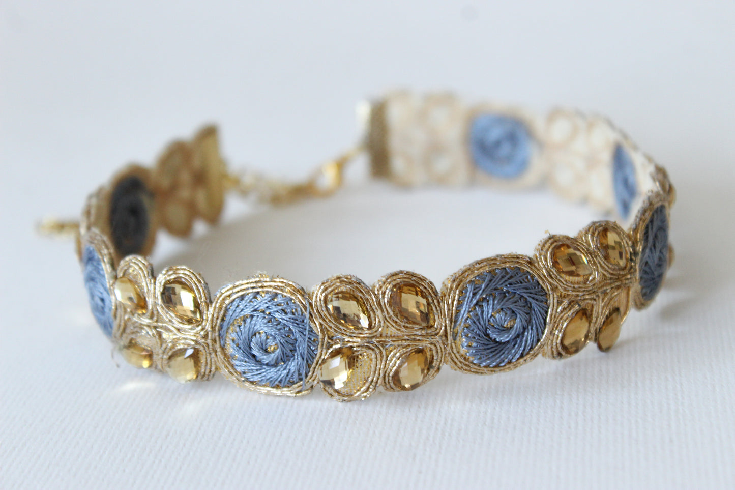 CHOKER CAMIL